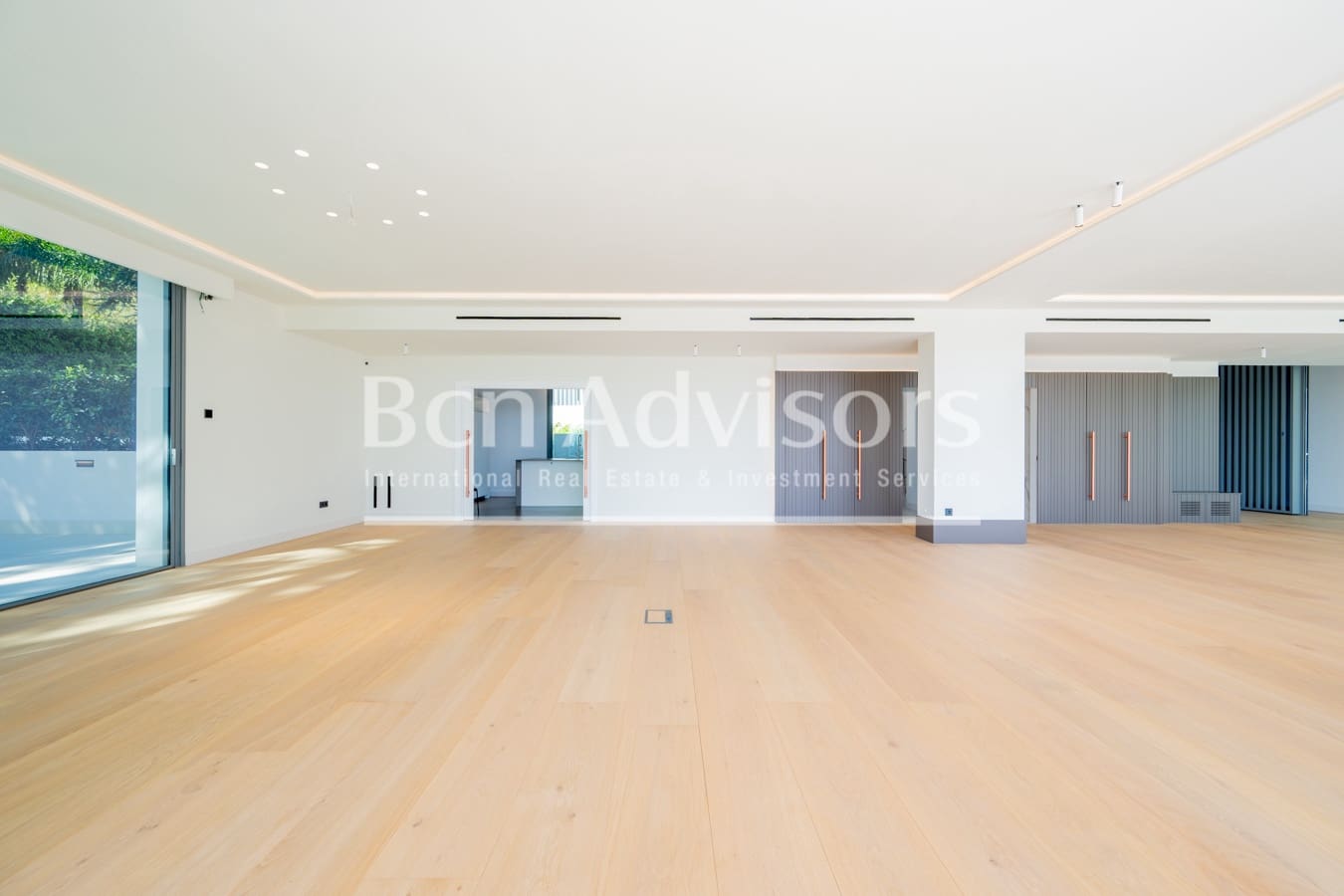 8 slaapkamer Villa te koop in Barcelona stad met zwembad - € 20.000.000 (Ref: 9359029)