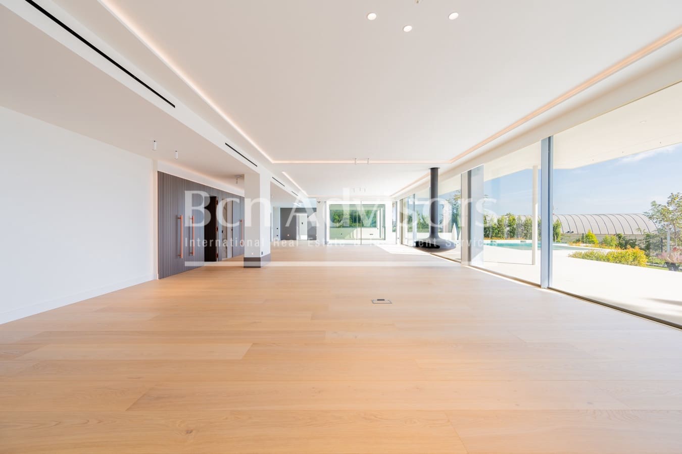 8 slaapkamer Villa te koop in Barcelona stad met zwembad - € 20.000.000 (Ref: 9359029)