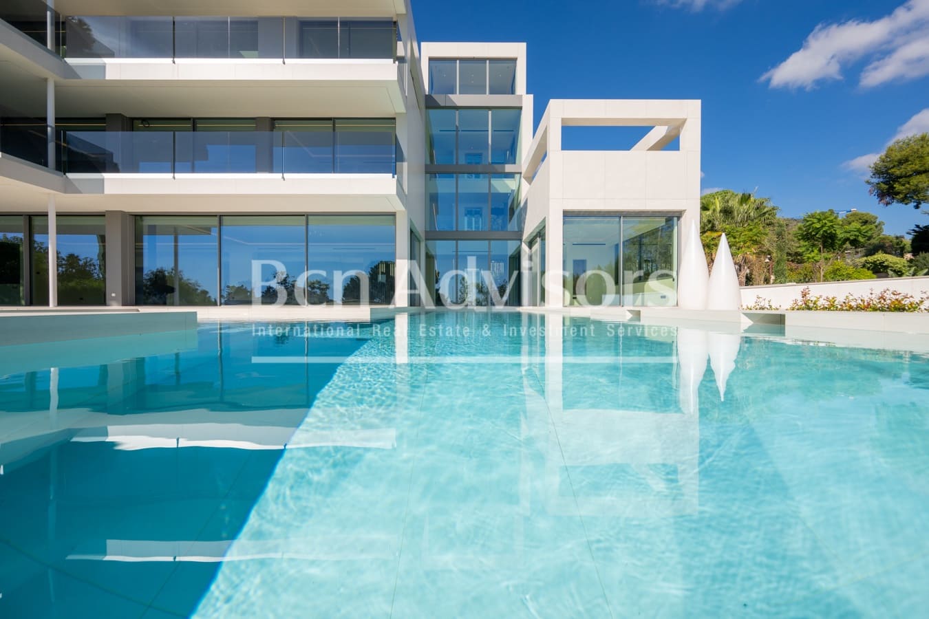 8 slaapkamer Villa te koop in Barcelona stad met zwembad - € 20.000.000 (Ref: 9359029)