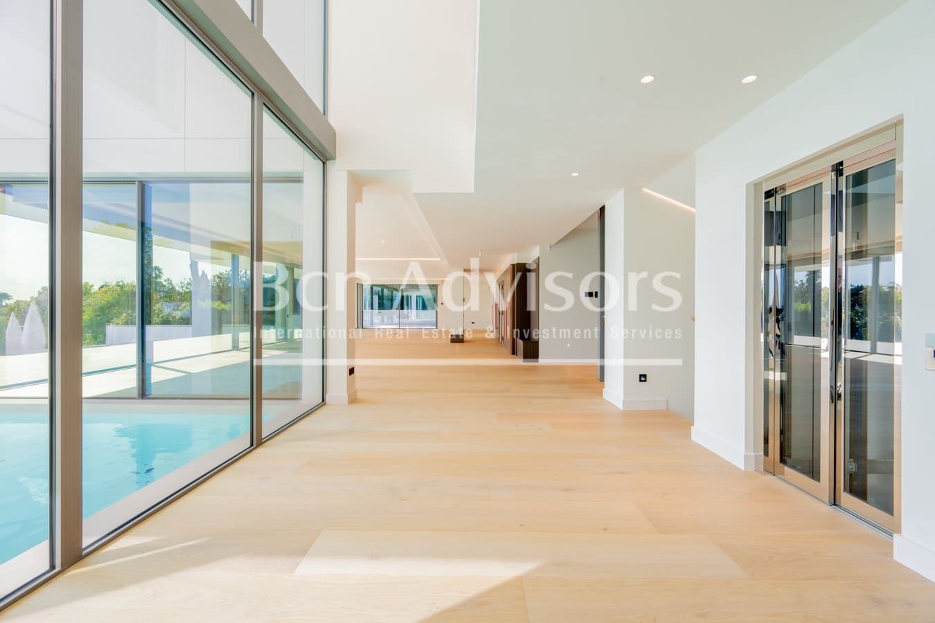 8 slaapkamer Villa te koop in Barcelona stad met zwembad - € 20.000.000 (Ref: 9359029)