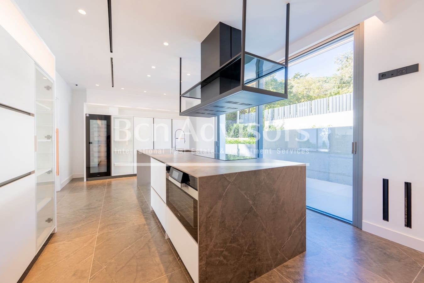 8 slaapkamer Villa te koop in Barcelona stad met zwembad - € 20.000.000 (Ref: 9359029)