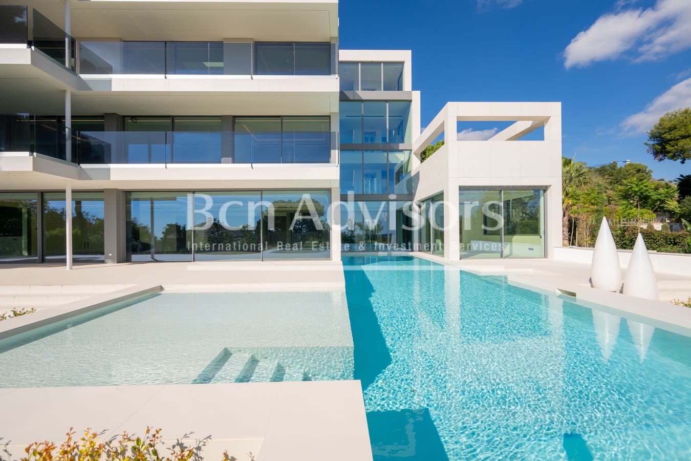 8 slaapkamer Villa te koop in Barcelona stad met zwembad - € 20.000.000 (Ref: 9359029)