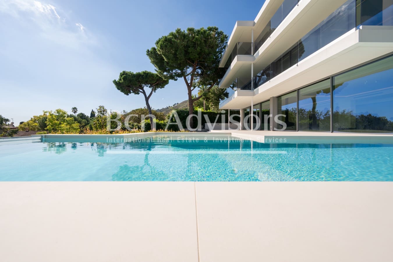 8 slaapkamer Villa te koop in Barcelona stad met zwembad - € 20.000.000 (Ref: 9359029)