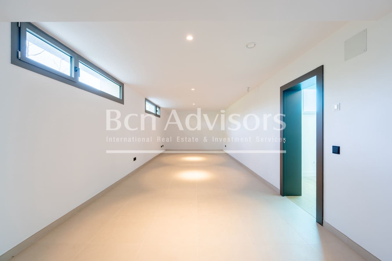 8 slaapkamer Villa te koop in Barcelona stad met zwembad - € 20.000.000 (Ref: 9359029)