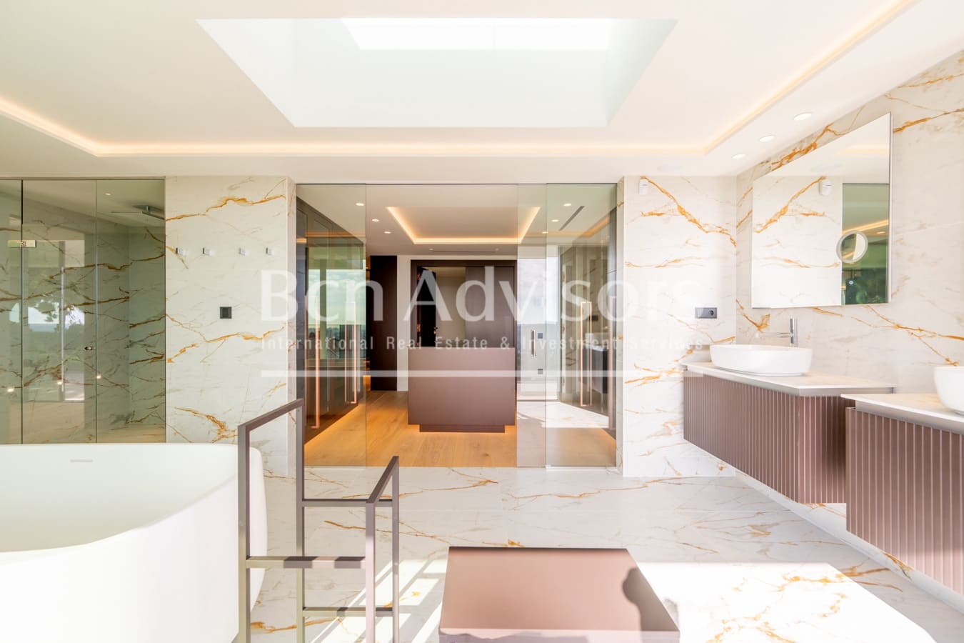 8 slaapkamer Villa te koop in Barcelona stad met zwembad - € 20.000.000 (Ref: 9359029)