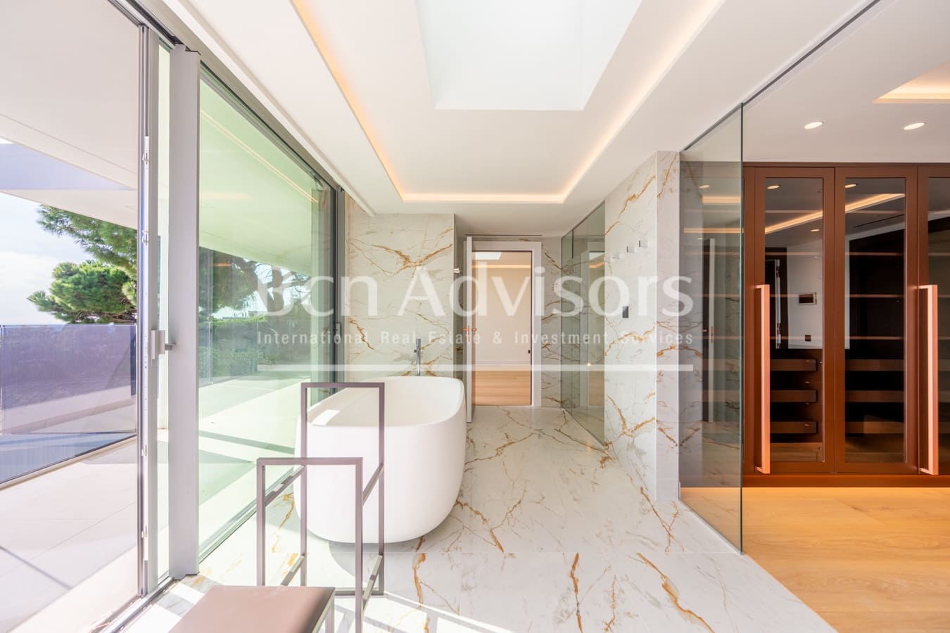 8 slaapkamer Villa te koop in Barcelona stad met zwembad - € 20.000.000 (Ref: 9359029)