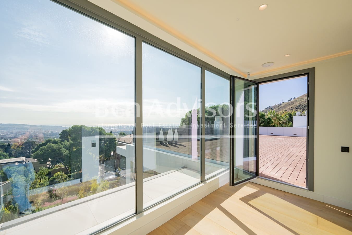 8 slaapkamer Villa te koop in Barcelona stad met zwembad - € 20.000.000 (Ref: 9359029)