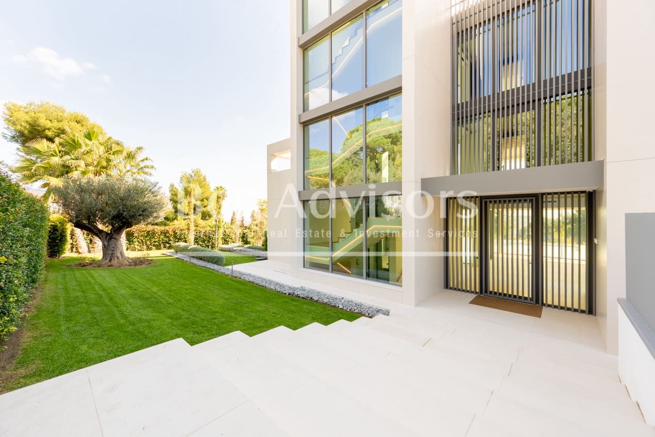 8 slaapkamer Villa te koop in Barcelona stad met zwembad - € 20.000.000 (Ref: 9359029)