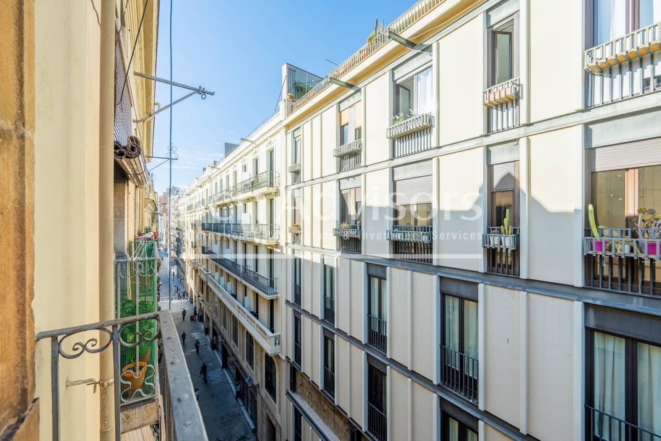 2 bedroom Penthouse for sale in Barcelona city - € 445,000 (Ref: 9378892)