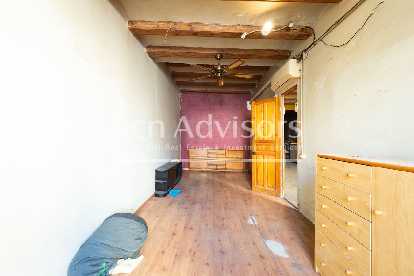 2 bedroom Penthouse for sale in Barcelona city - € 445,000 (Ref: 9378892)