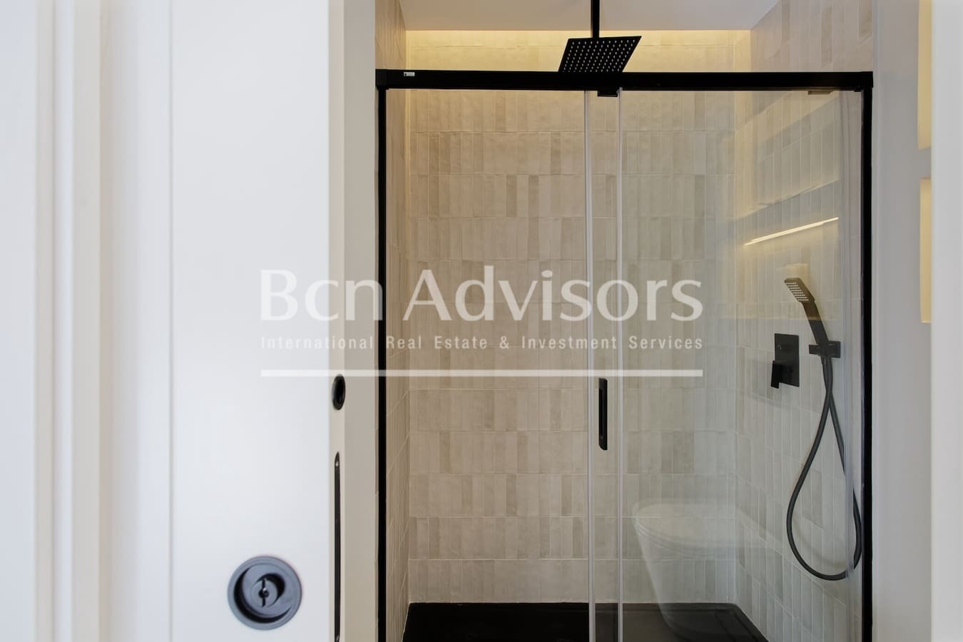 2 sypialnia Apartament na sprzedaż w Miasto Barcelona z basenem - 649 000 € (Ref: 9387722)