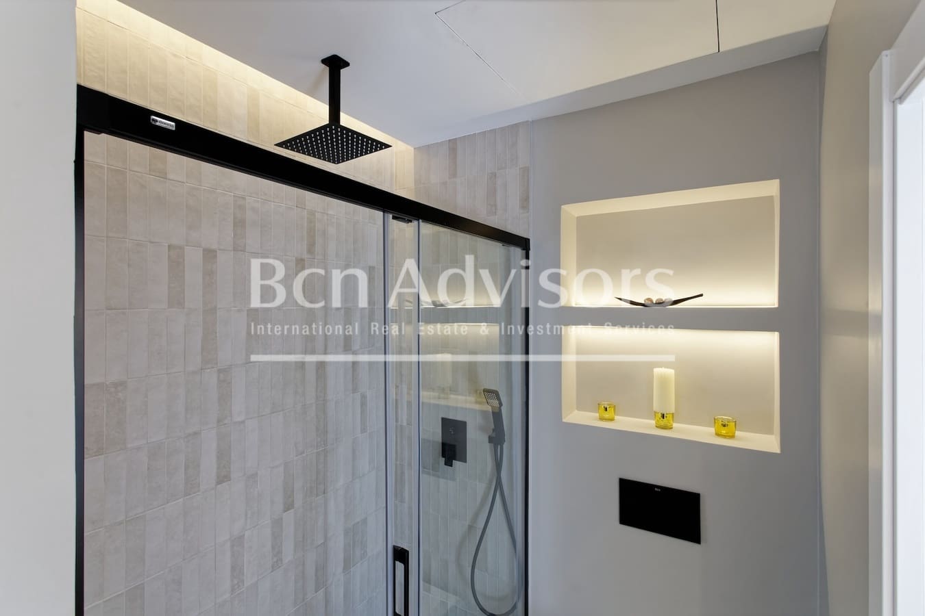 2 sypialnia Apartament na sprzedaż w Miasto Barcelona z basenem - 649 000 € (Ref: 9387722)