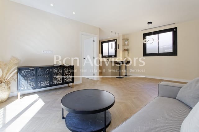 2 bedroom Apartment for sale in Sants, Barcelona city with pool - € 649,000 (Ref: 9387722)