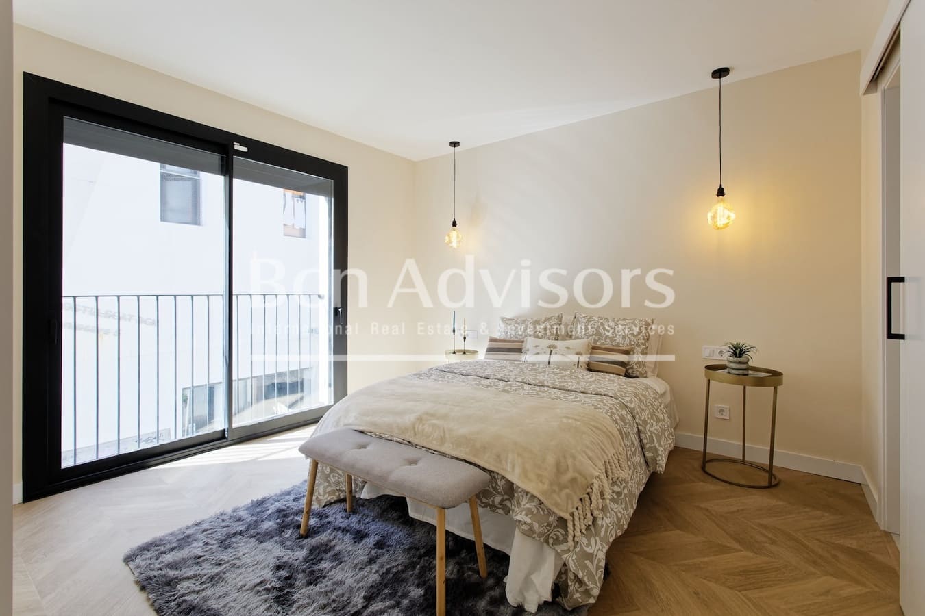 2 sypialnia Apartament na sprzedaż w Miasto Barcelona z basenem - 649 000 € (Ref: 9387722)