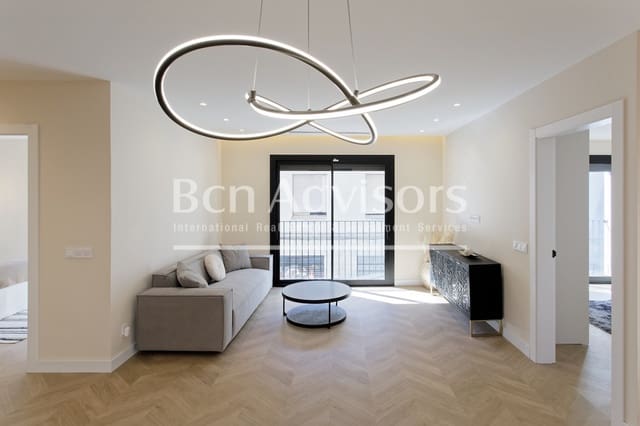 2 bedroom Apartment for sale in Sants, Barcelona city with pool - € 649,000 (Ref: 9387722)