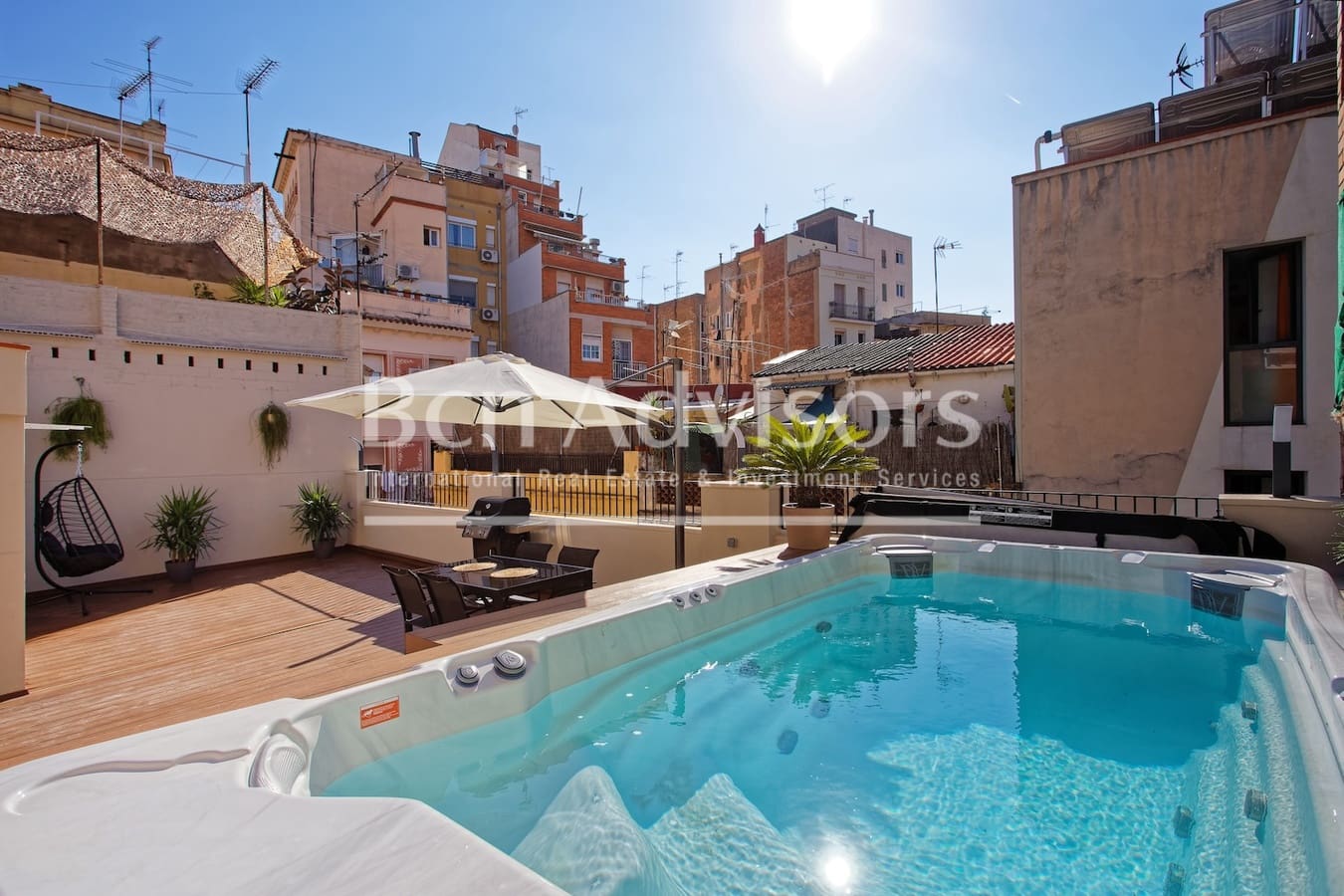 2 sypialnia Apartament na sprzedaż w Miasto Barcelona z basenem - 649 000 € (Ref: 9387722)