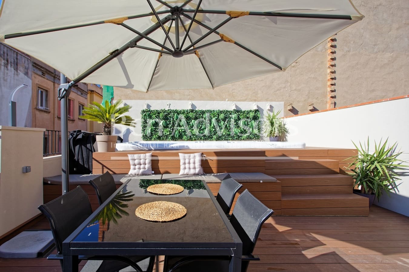 2 sypialnia Apartament na sprzedaż w Miasto Barcelona z basenem - 649 000 € (Ref: 9387722)