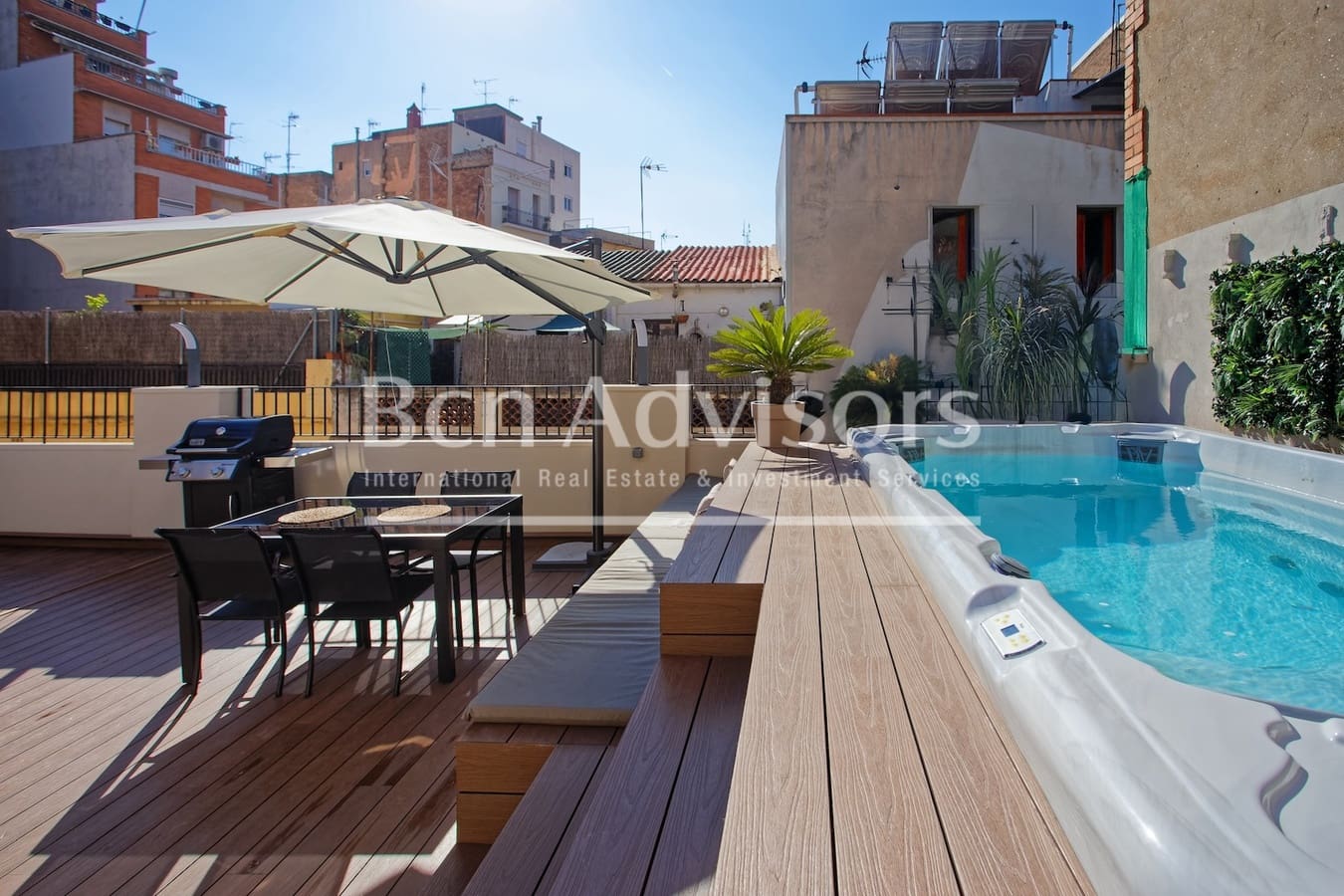 2 sypialnia Apartament na sprzedaż w Miasto Barcelona z basenem - 649 000 € (Ref: 9387722)