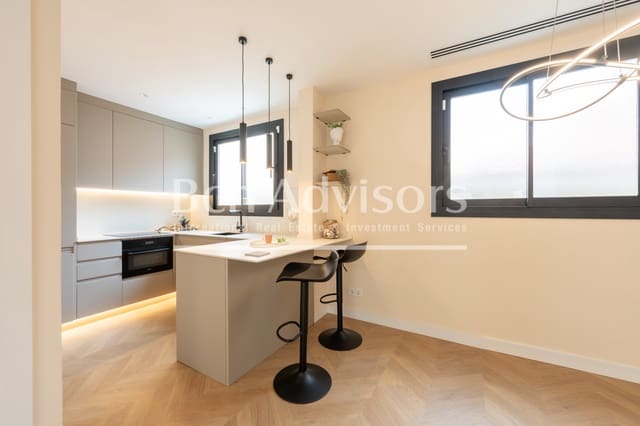 2 sypialnia Apartament na sprzedaż w Sants, Miasto Barcelona z basenem - 635 000 € (Ref: 9387722)