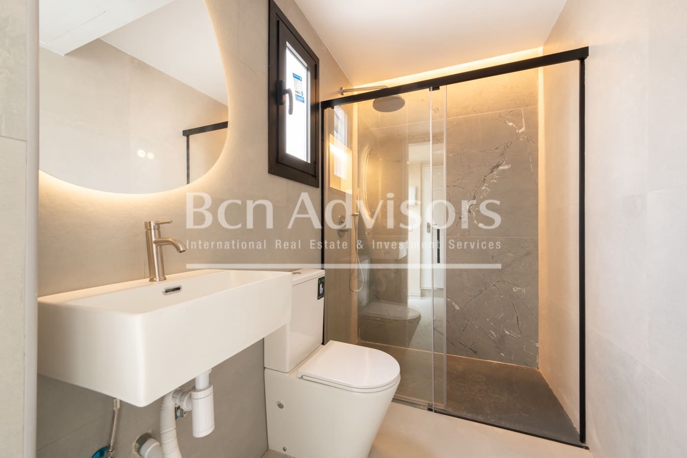 2 sovrum Lägenhet till salu i Barcelona stad med pool - 635 000 € (Ref: 9387722)