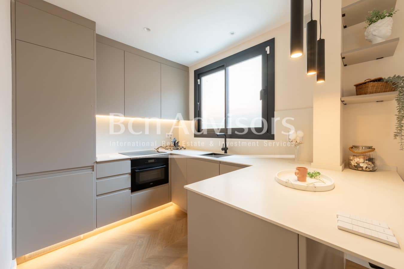 2 sovrum Lägenhet till salu i Barcelona stad med pool - 635 000 € (Ref: 9387722)
