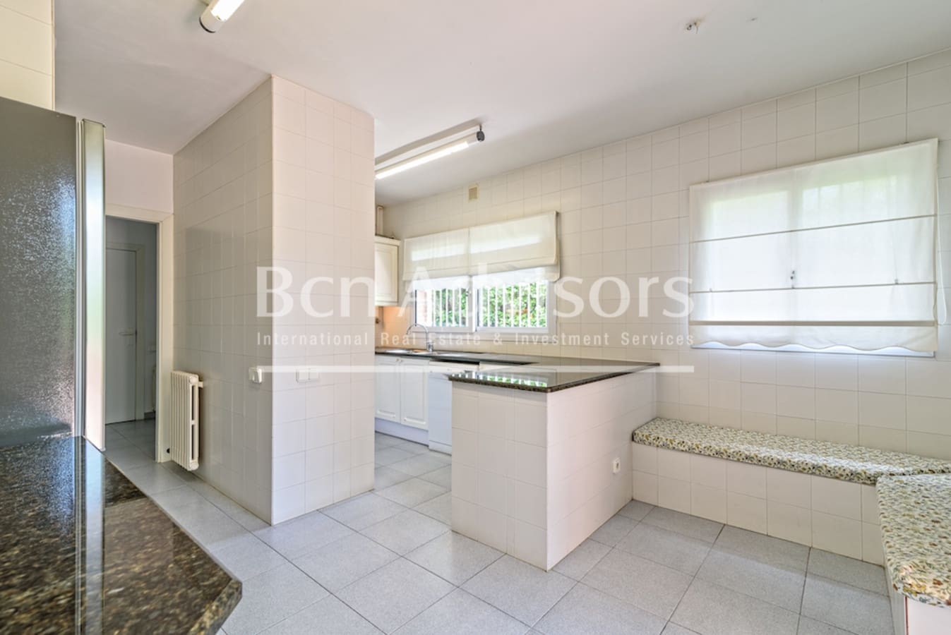 5 bedroom Villa for sale in Barcelona city with pool - € 5,600,000 (Ref: 9390571)