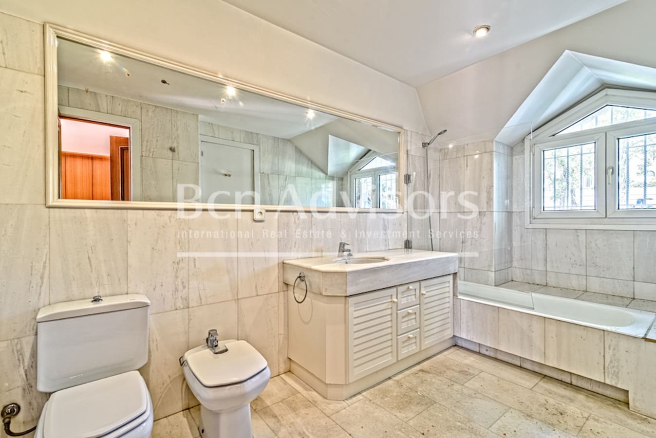 5 bedroom Villa for sale in Barcelona city with pool - € 5,600,000 (Ref: 9390571)