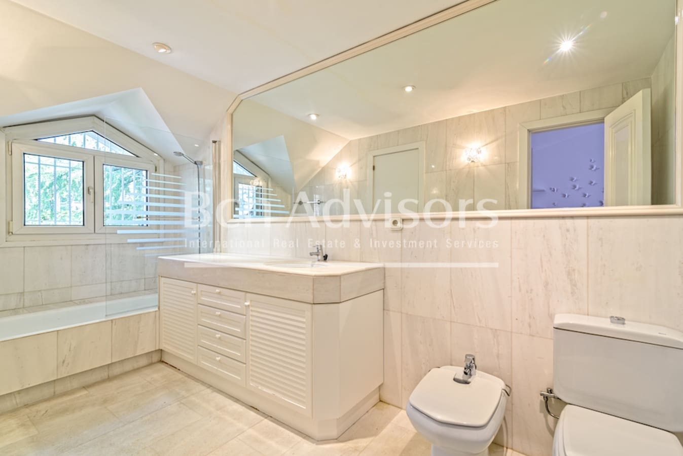 5 bedroom Villa for sale in Barcelona city with pool - € 5,600,000 (Ref: 9390571)