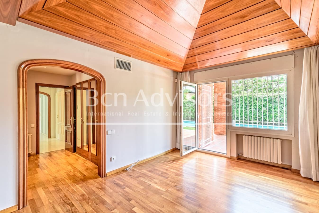 5 bedroom Villa for sale in Barcelona city with pool - € 5,600,000 (Ref: 9390571)