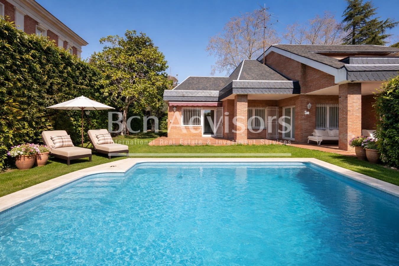 Chalet de 5 habitaciones en Barcelona ciudad en venta con piscina - 5.600.000 € (Ref: 9390571)