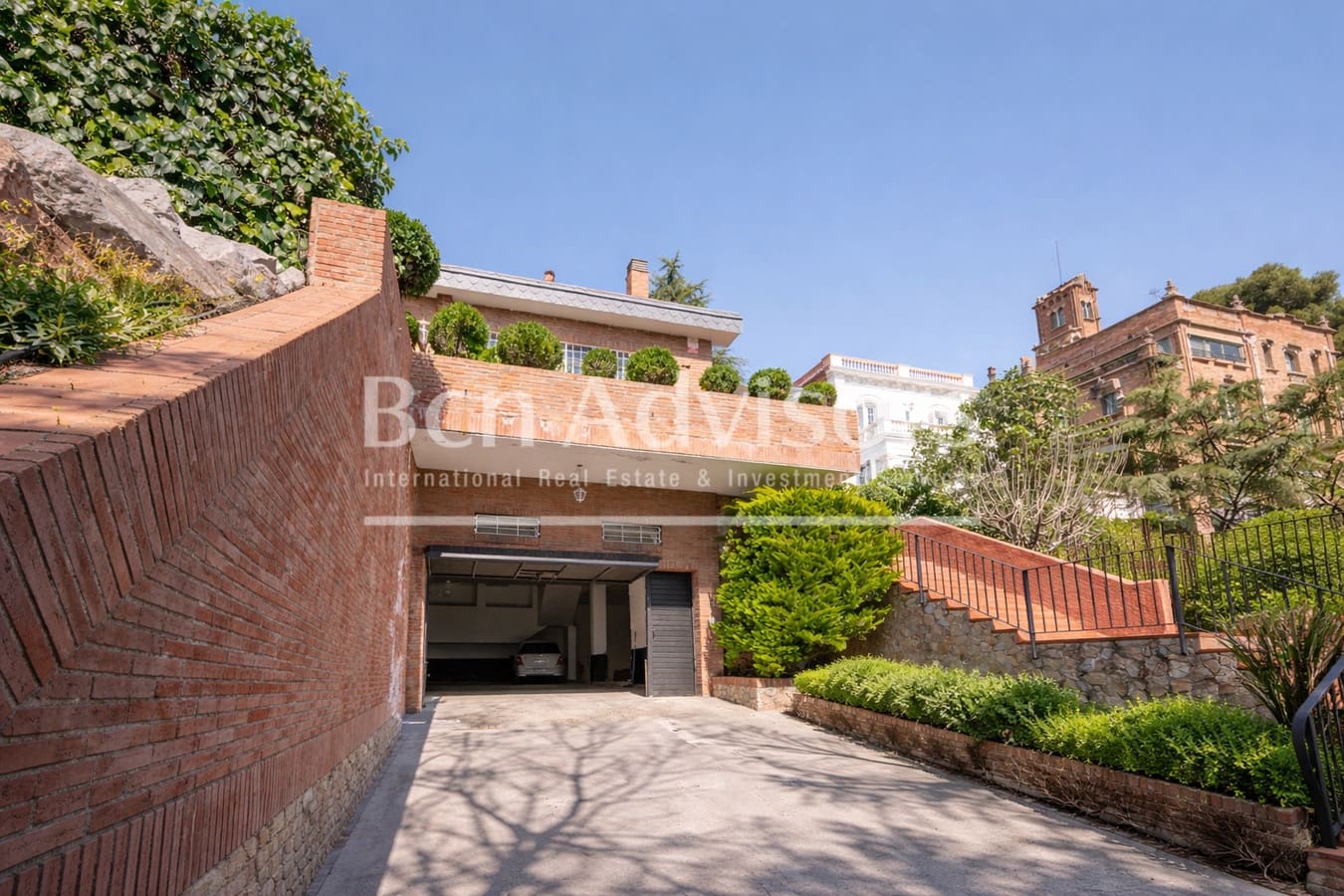 Chalet de 5 habitaciones en Barcelona ciudad en venta con piscina - 5.600.000 € (Ref: 9390571)