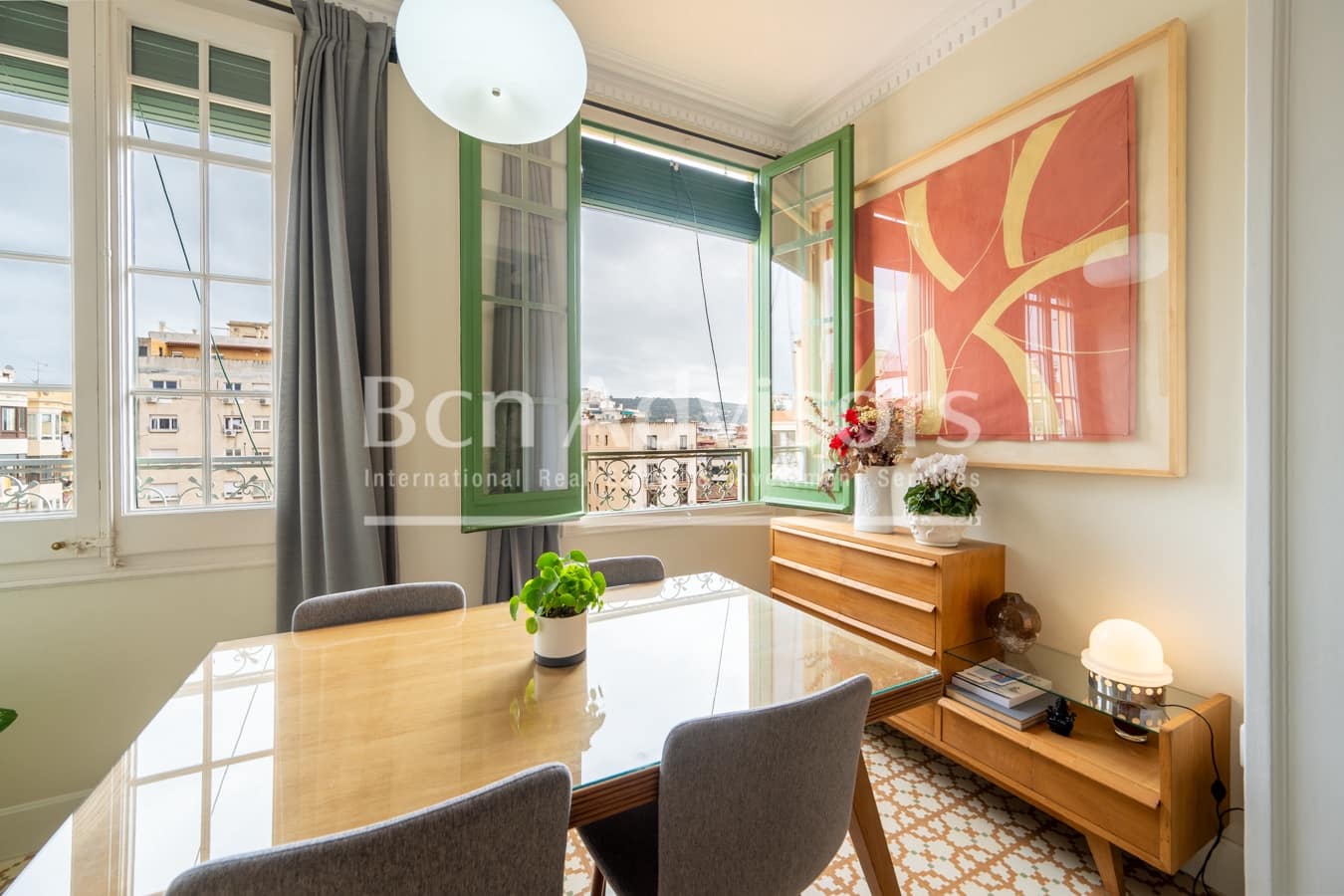 3 makuuhuone Kattohuoneisto myytävänä paikassa Barcelona kaupunki - 695 000 € (Ref: 9398287)