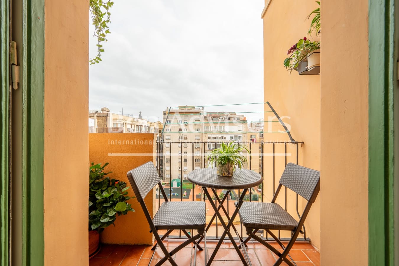 3 makuuhuone Kattohuoneisto myytävänä paikassa Barcelona kaupunki - 695 000 € (Ref: 9398287)