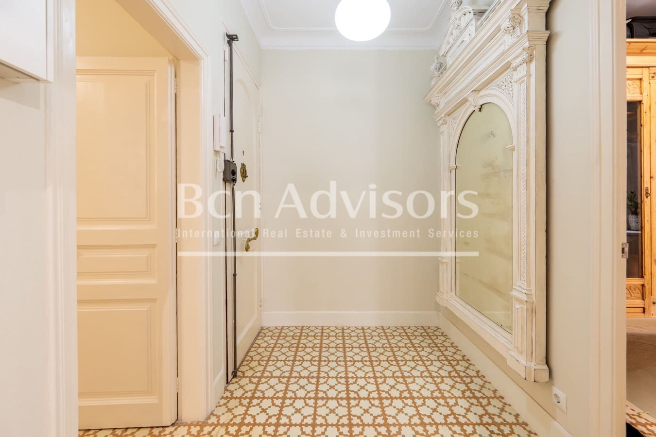 3 makuuhuone Kattohuoneisto myytävänä paikassa Barcelona kaupunki - 695 000 € (Ref: 9398287)