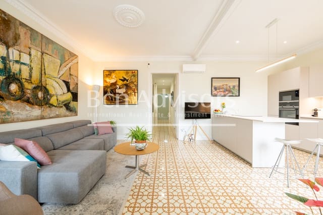 3 quarto Penthouse para venda em La Nova Esquerra de L'Eixample, Barcelona cidade - 695 000 € (Ref: 9398287)