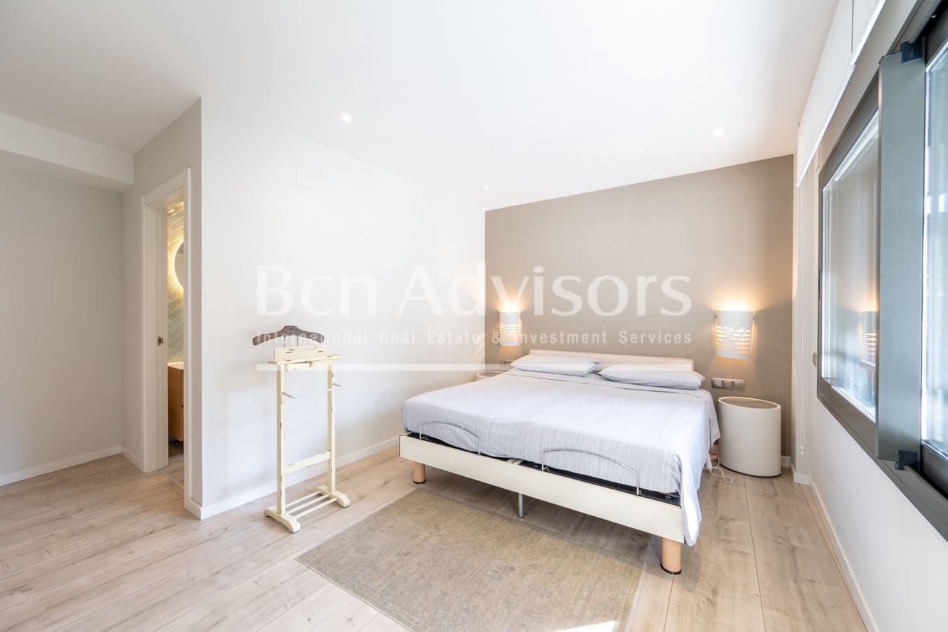 3 sypialnia Apartament na sprzedaż w Miasto Barcelona z garażem - 1 475 000 € (Ref: 9398288)