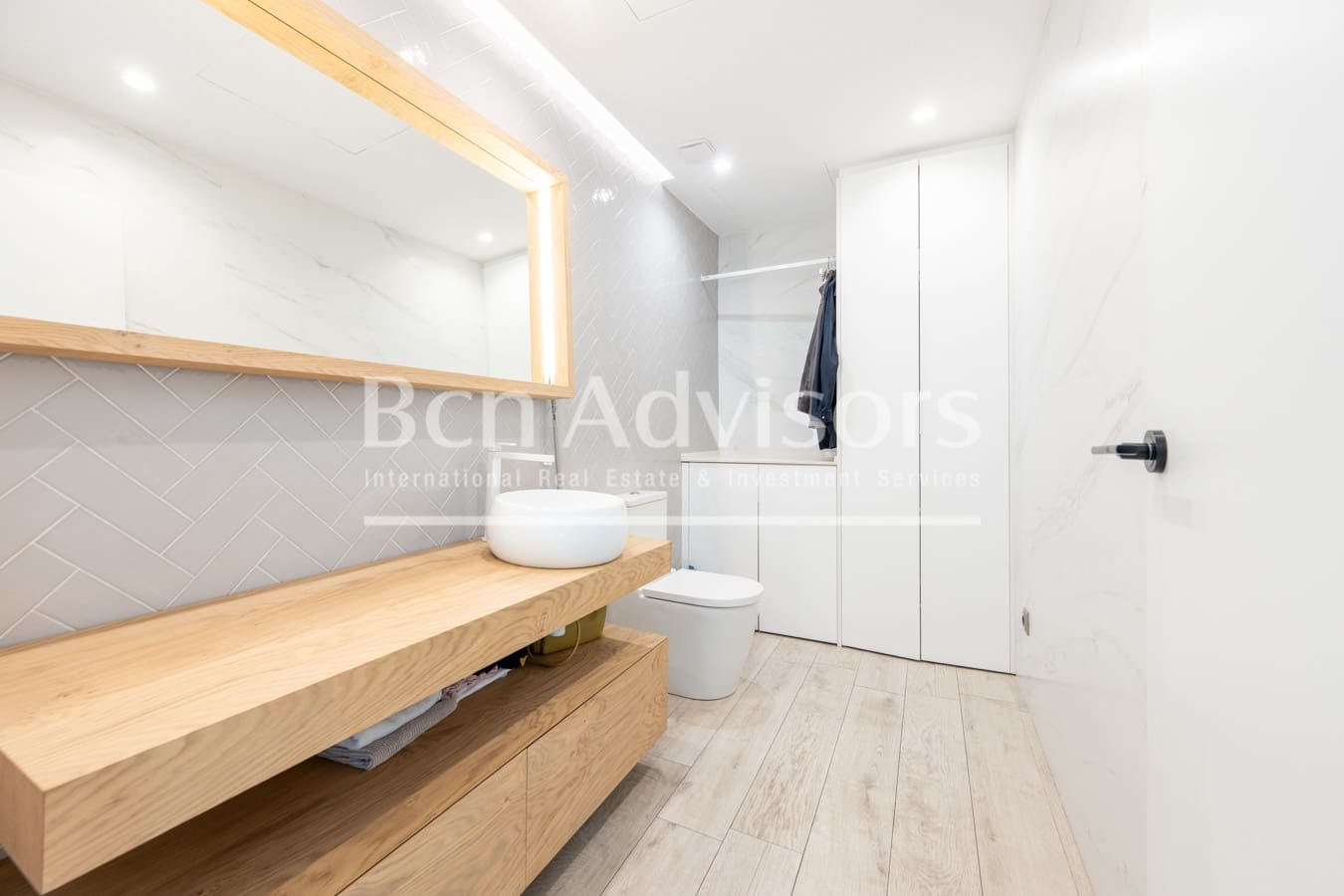 3 sypialnia Apartament na sprzedaż w Miasto Barcelona z garażem - 1 475 000 € (Ref: 9398288)
