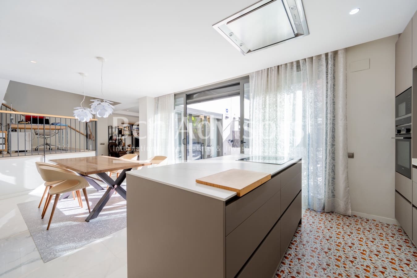 3 sypialnia Apartament na sprzedaż w Miasto Barcelona z garażem - 1 475 000 € (Ref: 9398288)