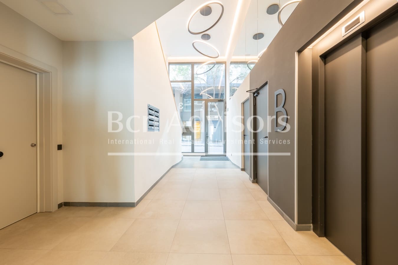 3 sypialnia Apartament na sprzedaż w Miasto Barcelona z garażem - 1 475 000 € (Ref: 9398288)