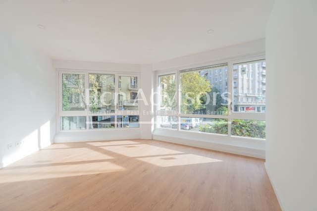 2 soveværelse Lejlighed til salg i L'Antiga Esquerra de L'Eixample, Barcelona by med garage - € 700.000 (Ref: 9400827)