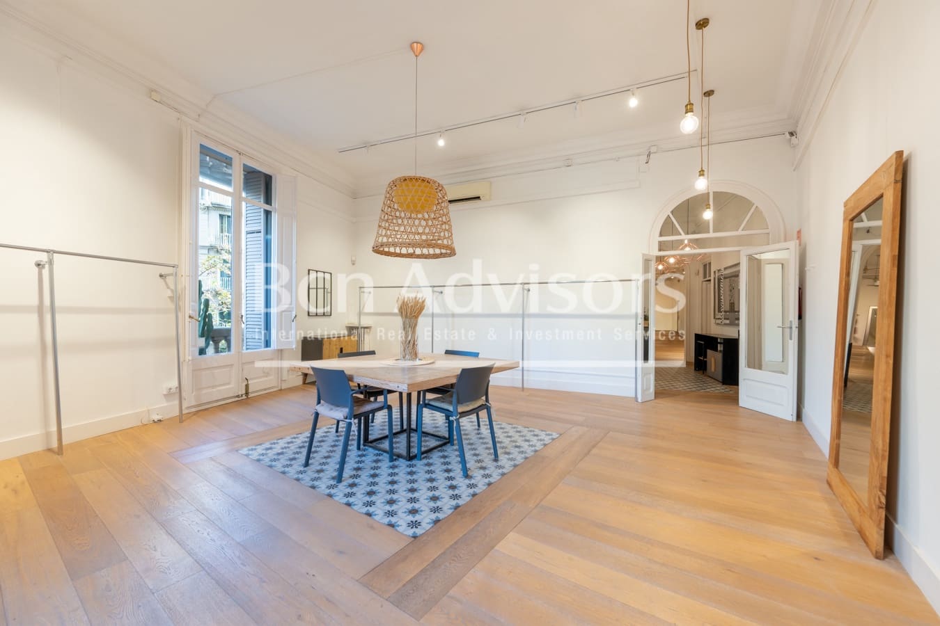 6 soveværelse Lejlighed til salg i Barcelona by - € 1.800.000 (Ref: 9406419)