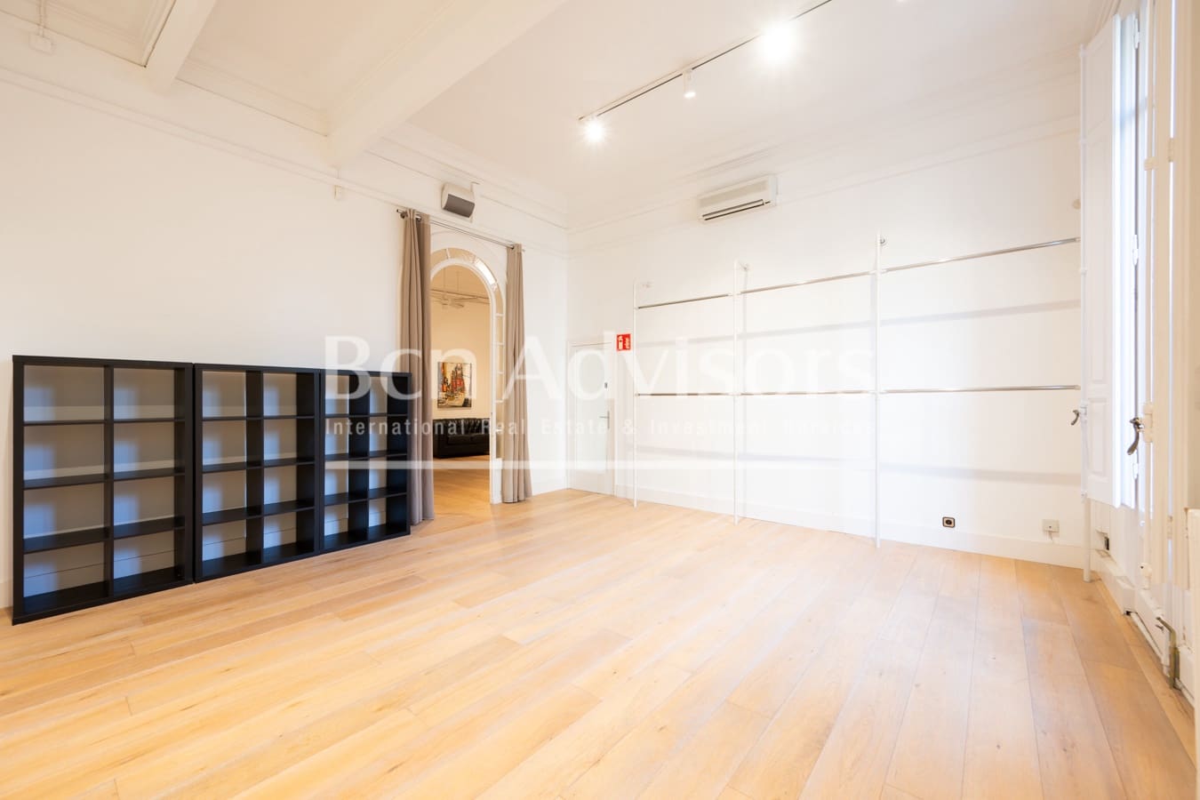 6 soveværelse Lejlighed til salg i Barcelona by - € 1.800.000 (Ref: 9406419)