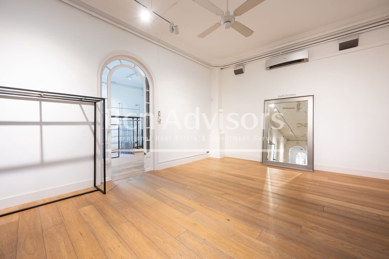 6 sypialnia Apartament na sprzedaż w Miasto Barcelona - 1 645 000 € (Ref: 9406419)