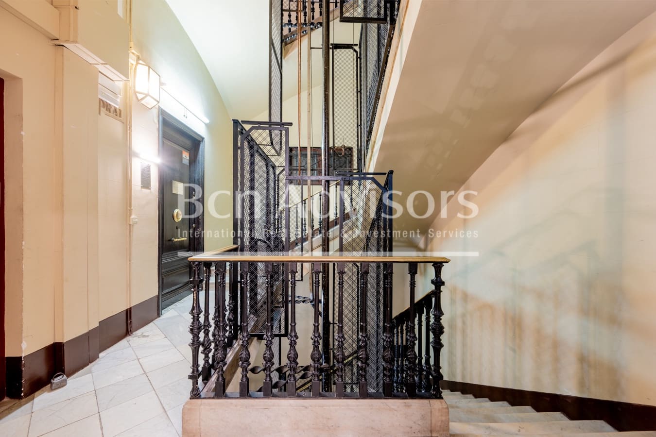 6 sypialnia Apartament na sprzedaż w Miasto Barcelona - 1 645 000 € (Ref: 9406419)