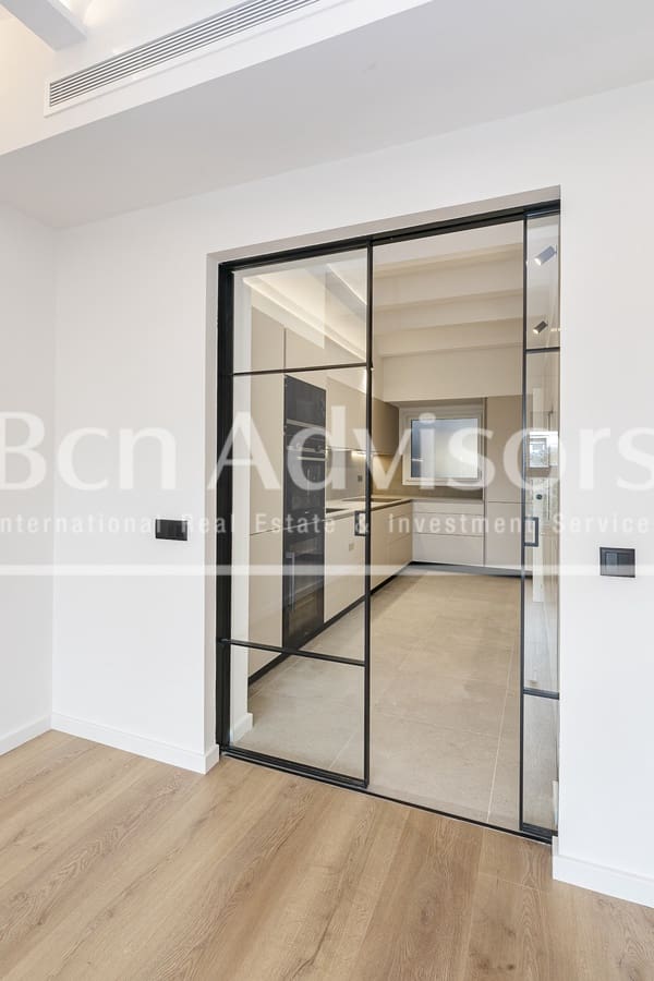 3 soveværelse Lejlighed til salg i Barcelona by - € 1.250.000 (Ref: 9410787)