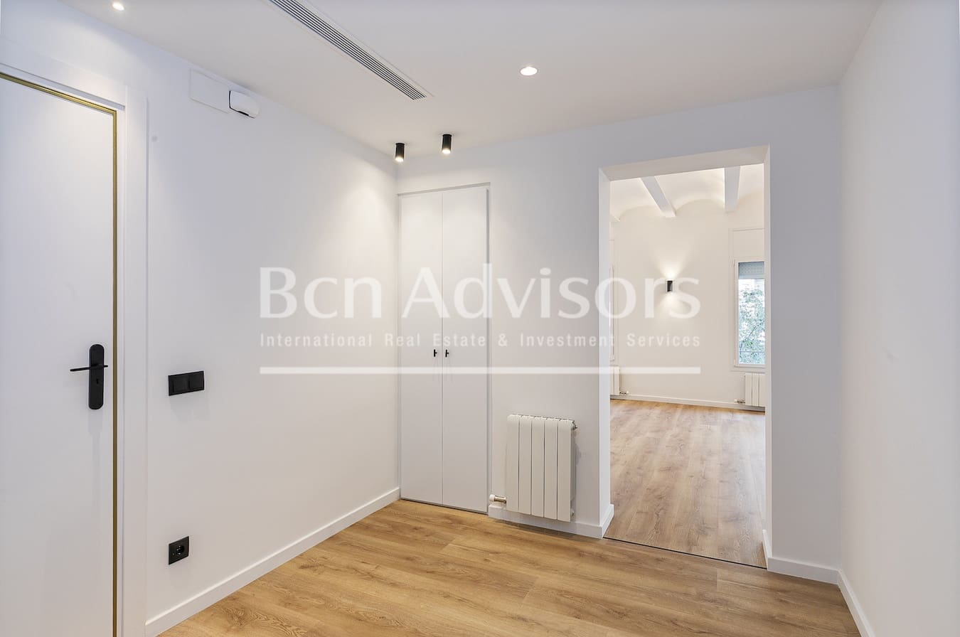 3 soveværelse Lejlighed til salg i Barcelona by - € 1.250.000 (Ref: 9410787)