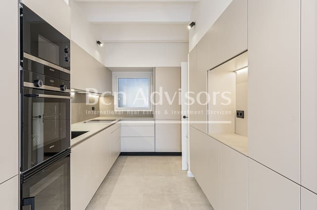 3 soveværelse Lejlighed til salg i Les Corts, Barcelona by - € 1.250.000 (Ref: 9410787)