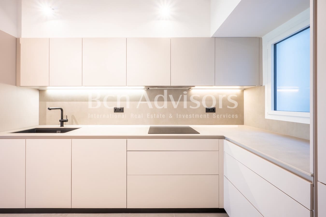 3 bedroom Apartment for sale in Barcelona city - € 1,250,000 (Ref: 9410787)