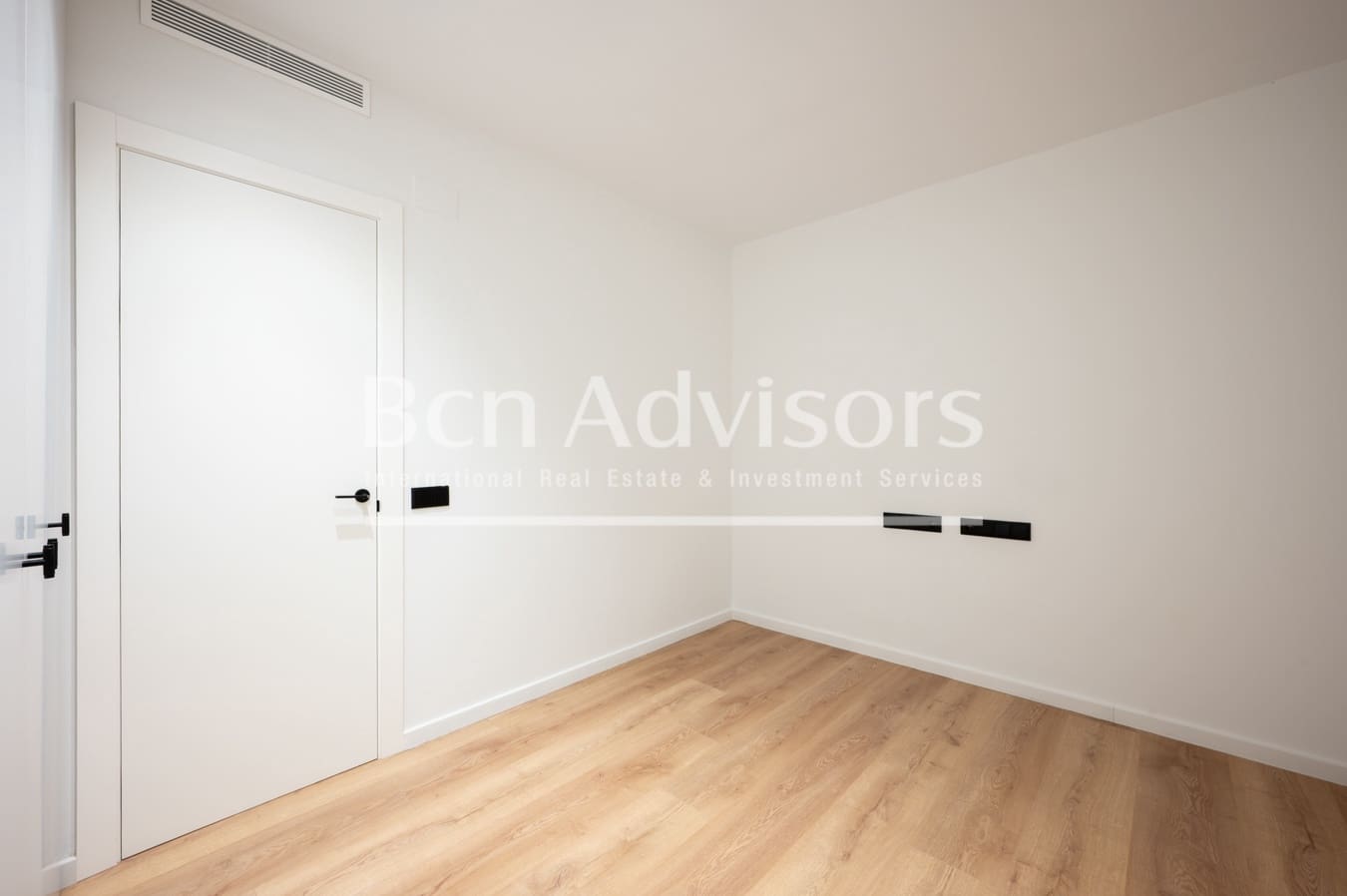 3 bedroom Apartment for sale in Barcelona city - € 1,250,000 (Ref: 9410787)