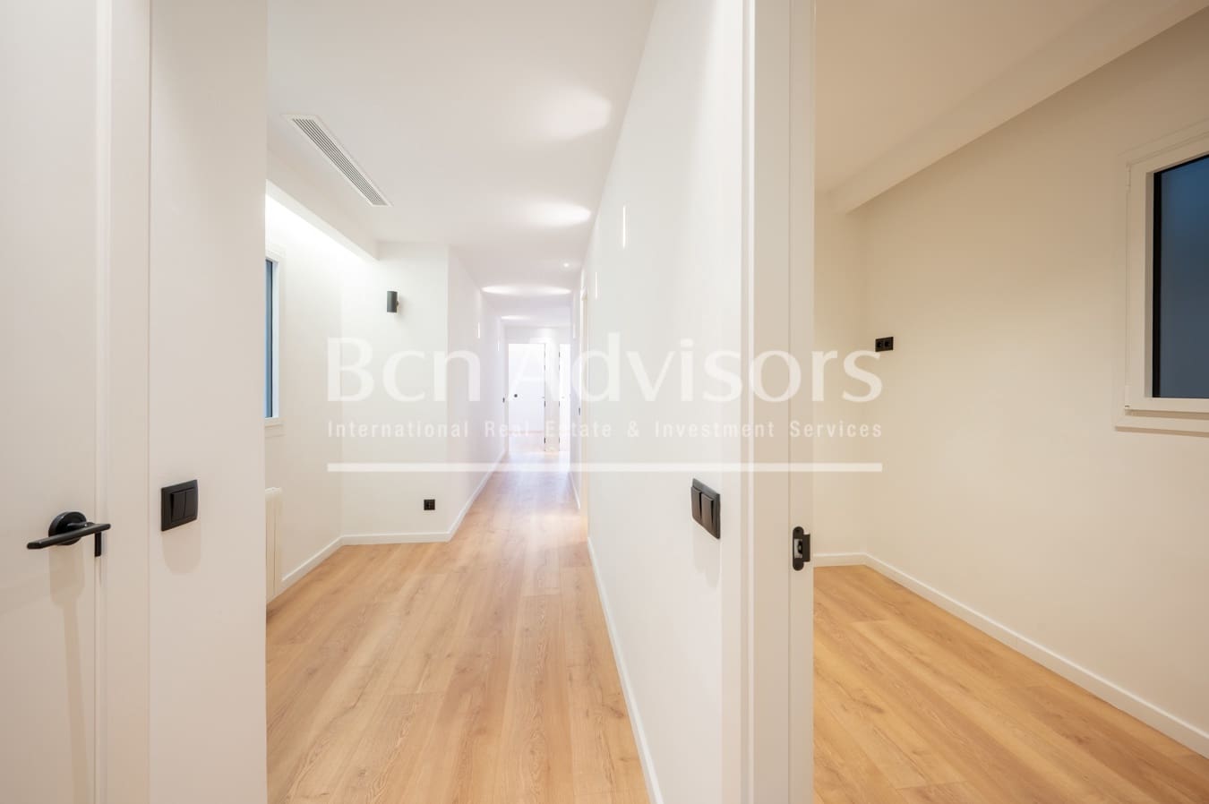 3 bedroom Apartment for sale in Barcelona city - € 1,250,000 (Ref: 9410787)